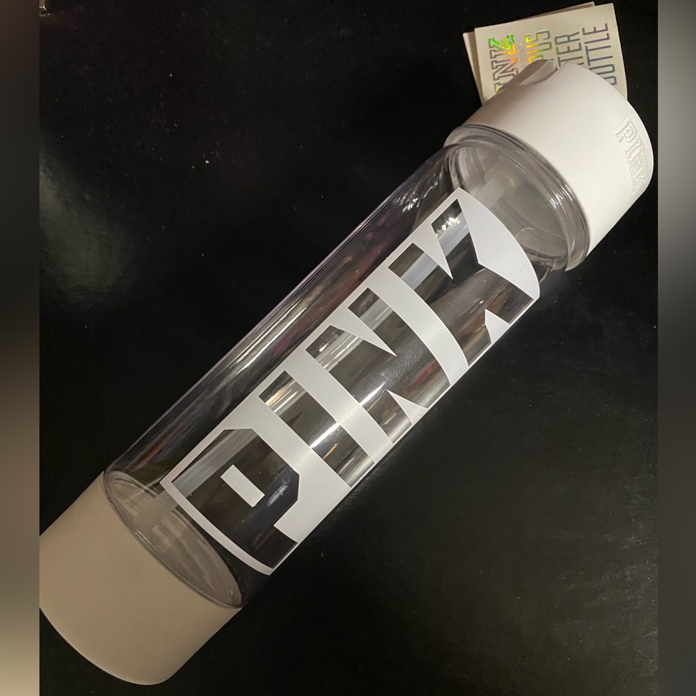 SALE‼️ New VS PINK white water bottle